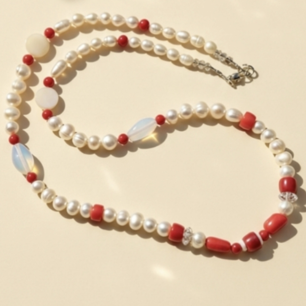 Chic Handmade Lustrous Pearl Vibrant Red Bead Moonstone 23" Statement Necklace